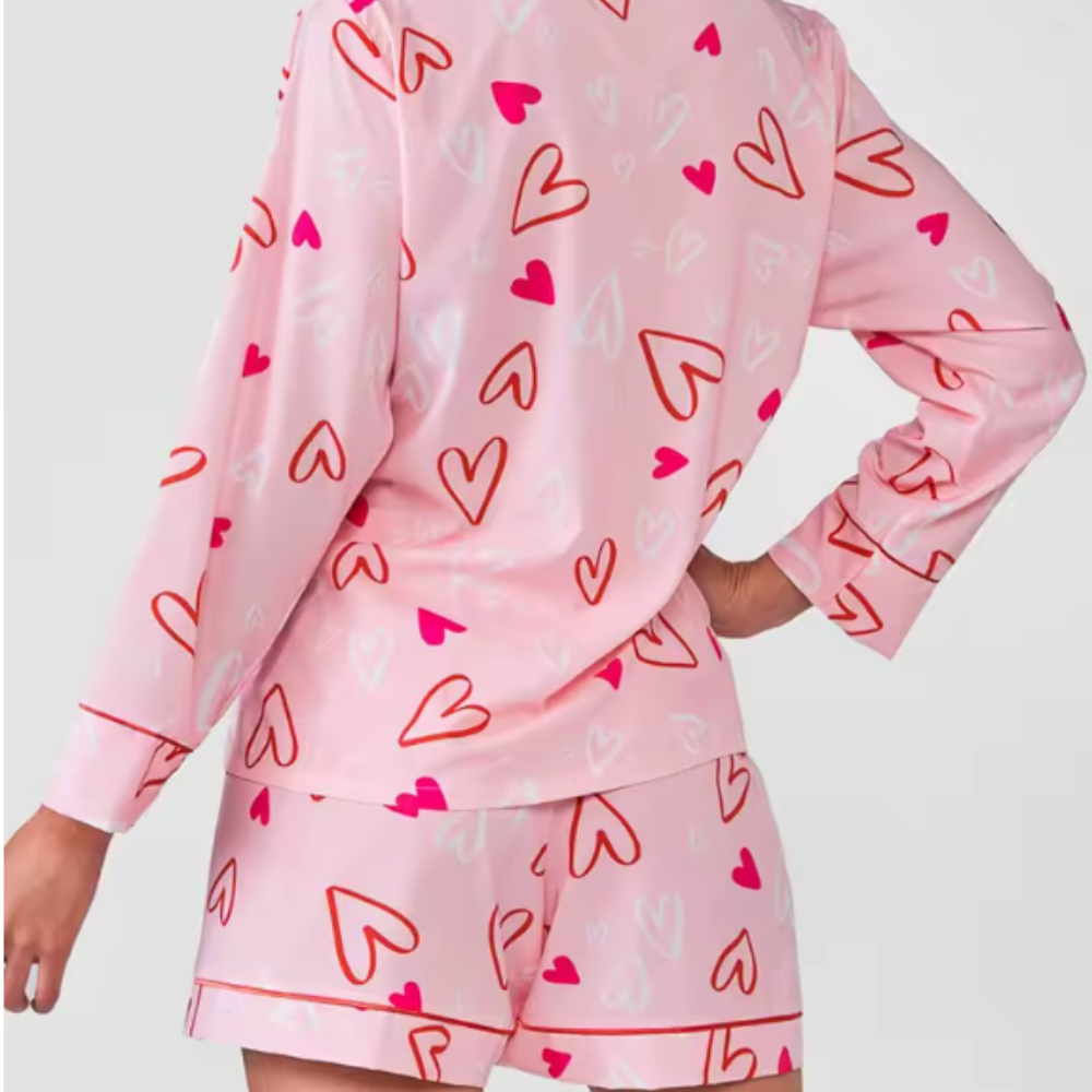 Love print pyjama set