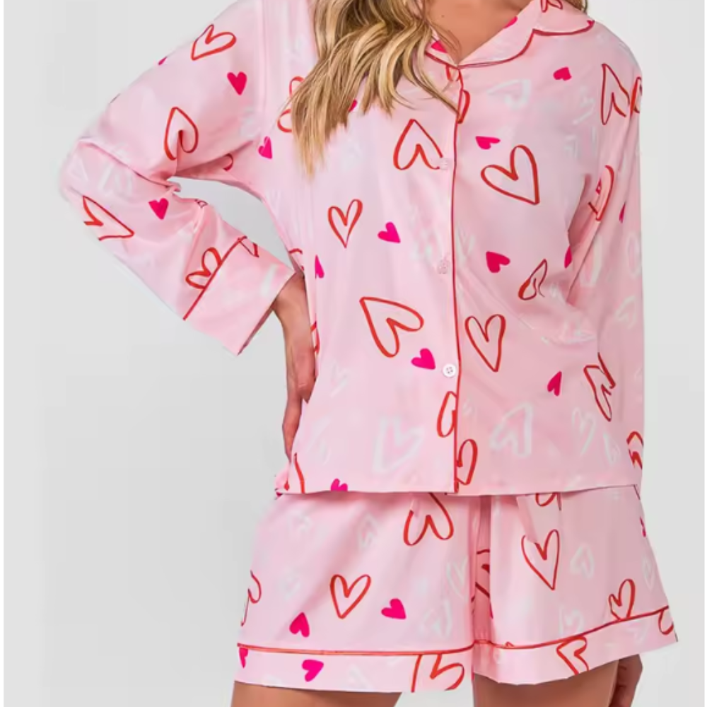 Love print pyjama set