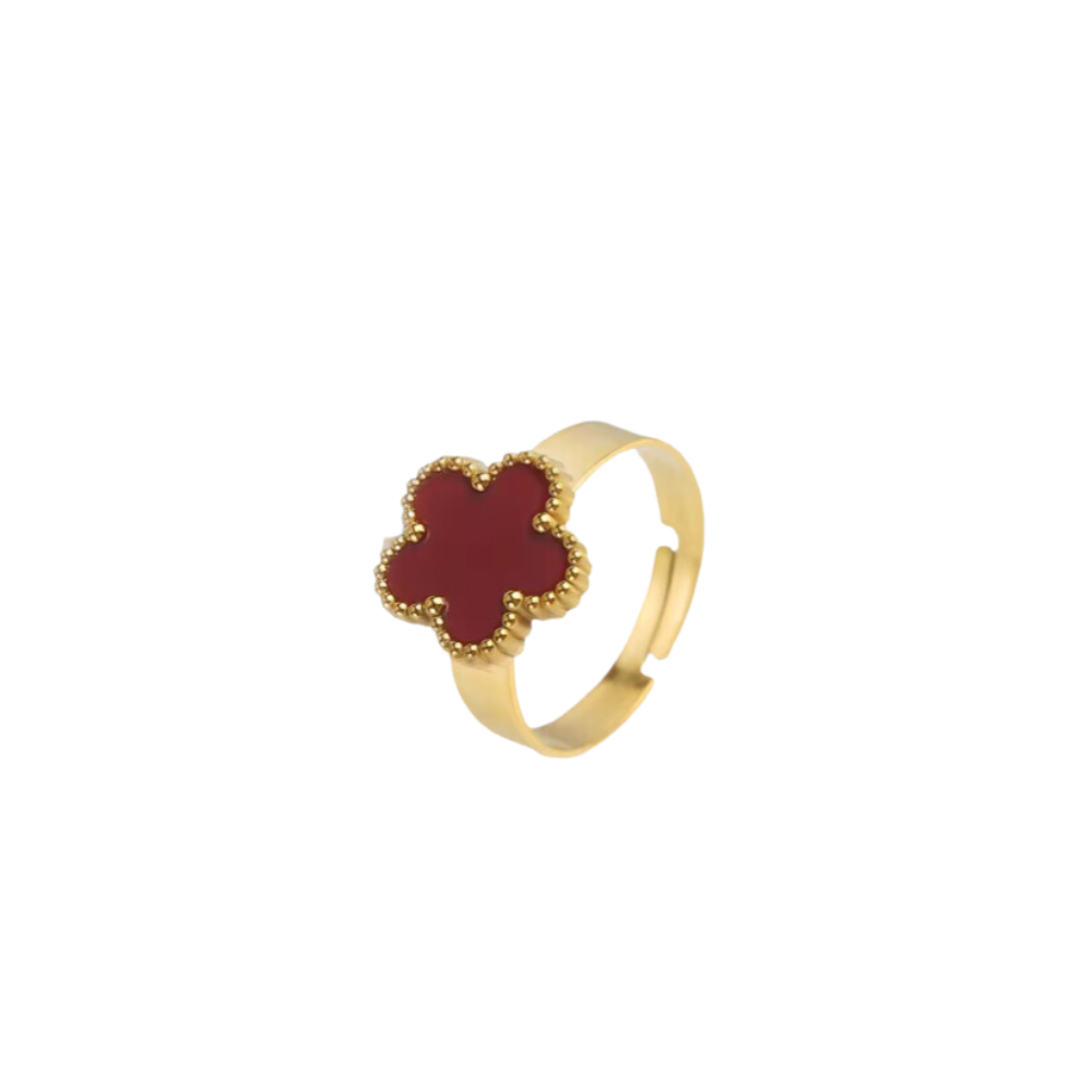 Clover Ring