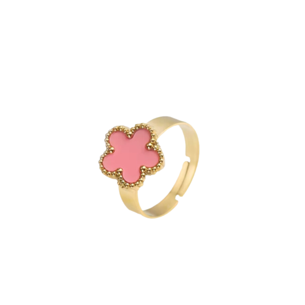 Clover Ring