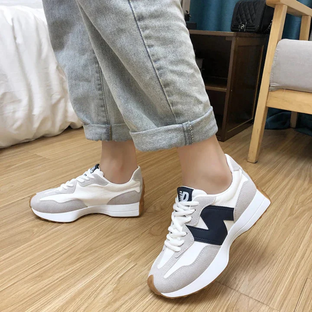 Women's Sneakers - Lace-Up Soft Sole Walking Leisure Shoes